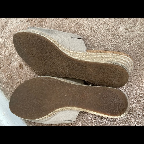 UGG wedges - Picture 4 of 15